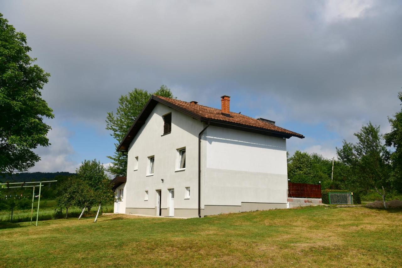 Apartmán Lora Rakovica Exteriér fotografie